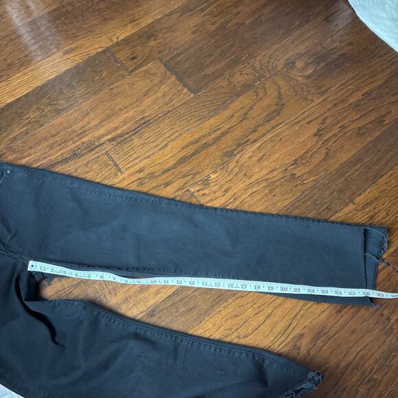 Mother Insider Crop Step Fray Jeans in Not Guilty Sz 28 Black - Picture 8 of 13